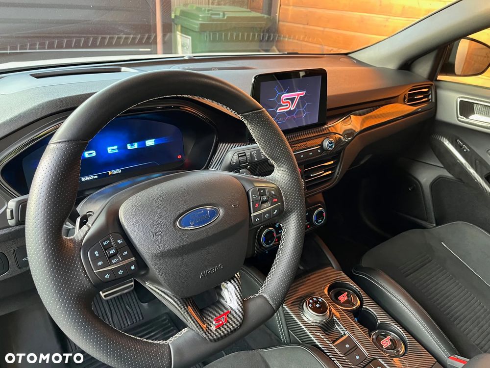 Ford Focus - 7