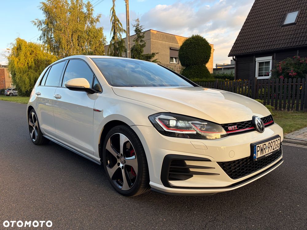 Volkswagen Golf 2.0 TSI BMT GTI Performance - 1