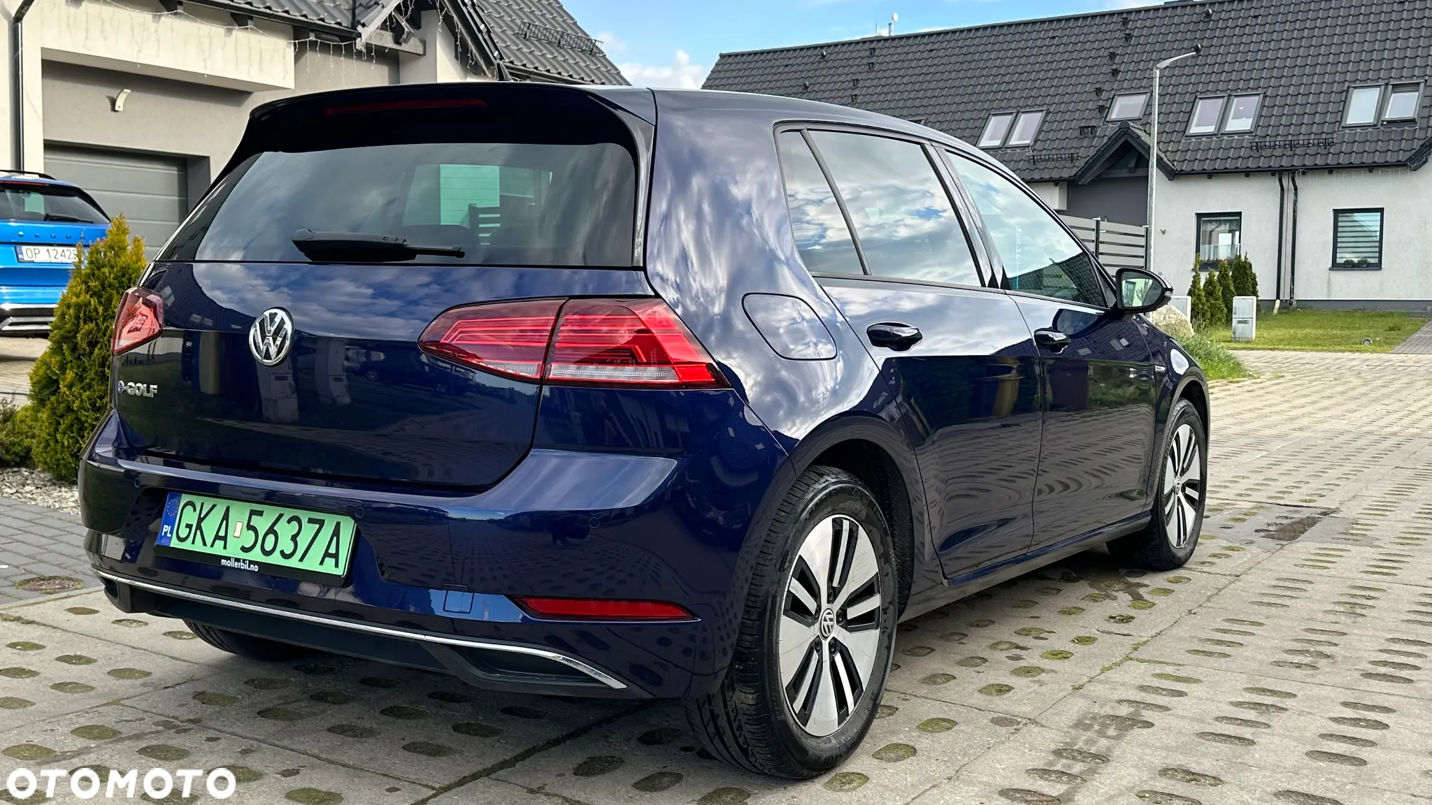 Volkswagen Golf e-Golf - 17