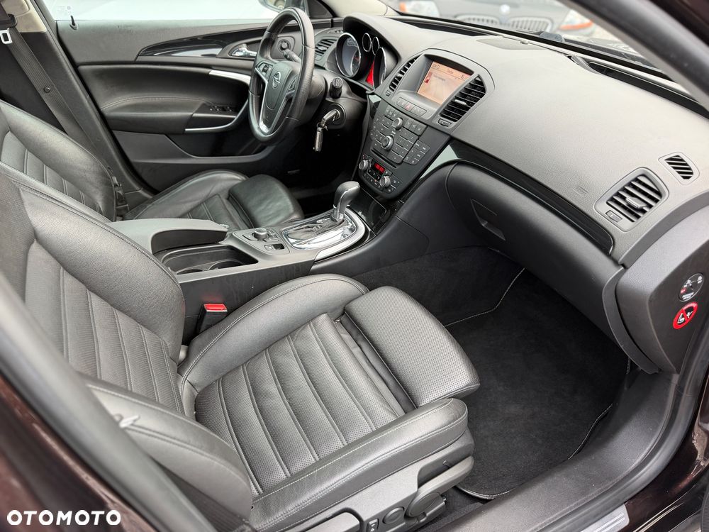 Opel Insignia - 33