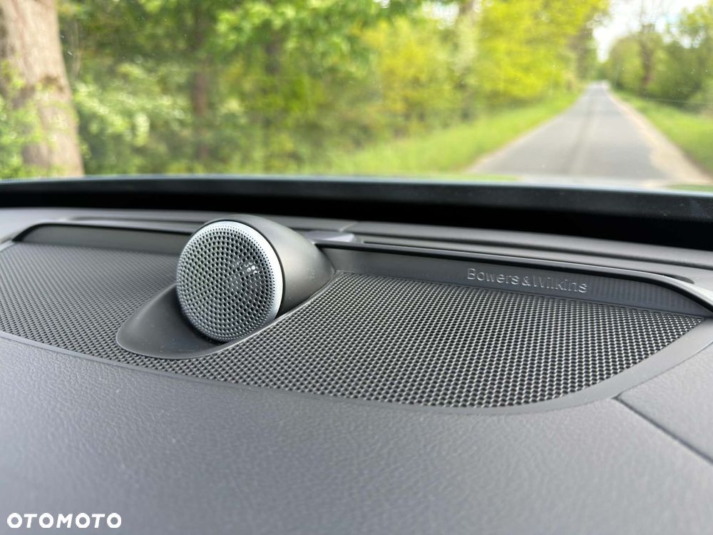 Volvo XC 90 - 9