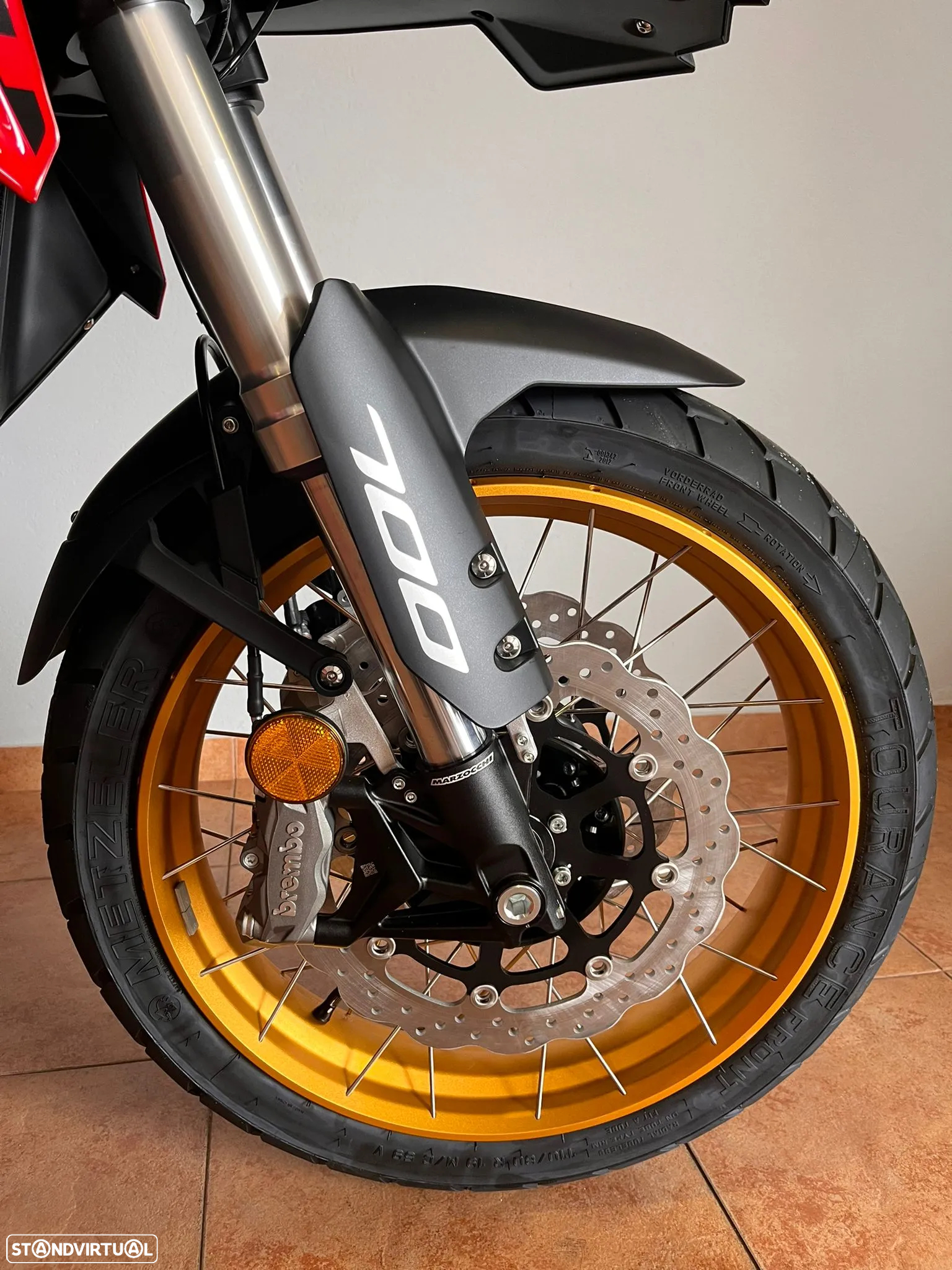 QJ Motor SRT 700X - OFERTA 3 MALAS ALUMÍNIO + EQUIPAMENTO - 5