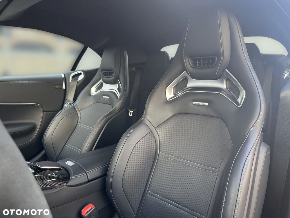 Mercedes-Benz SL 63 4Matic+ SPEEDSHIFT MCT 9G - 11