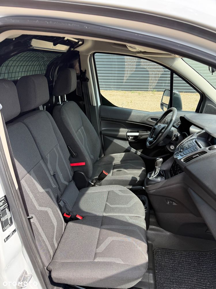 Ford Transit Connect - 21