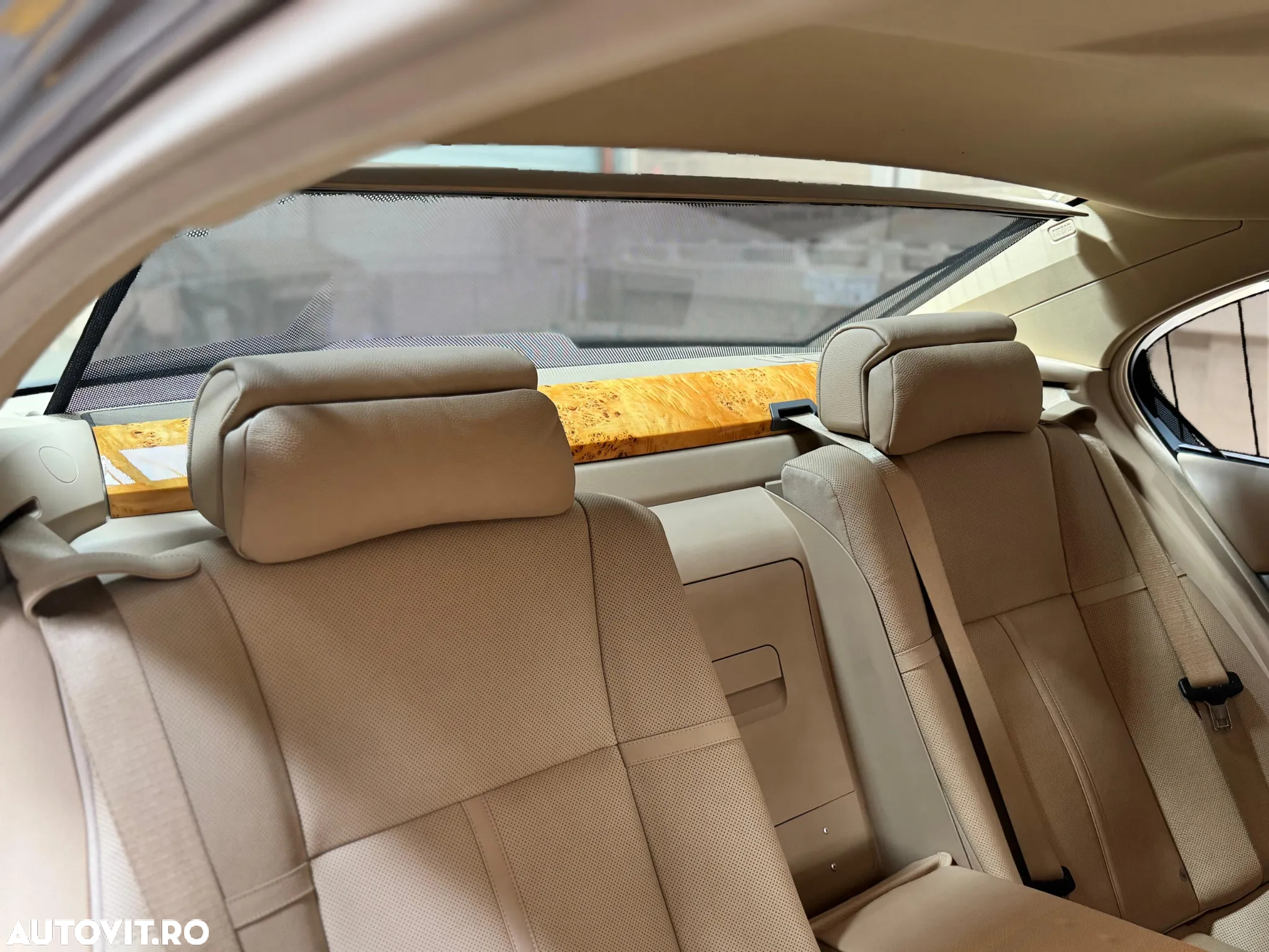 BMW Seria 7 745d - 28
