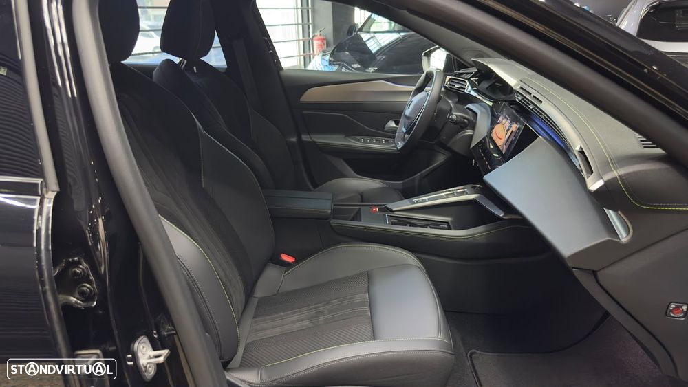 Peugeot e-308 SW 54 kWh GT - 27