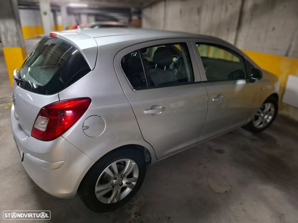 Opel Corsa 1.2 Enjoy - 17
