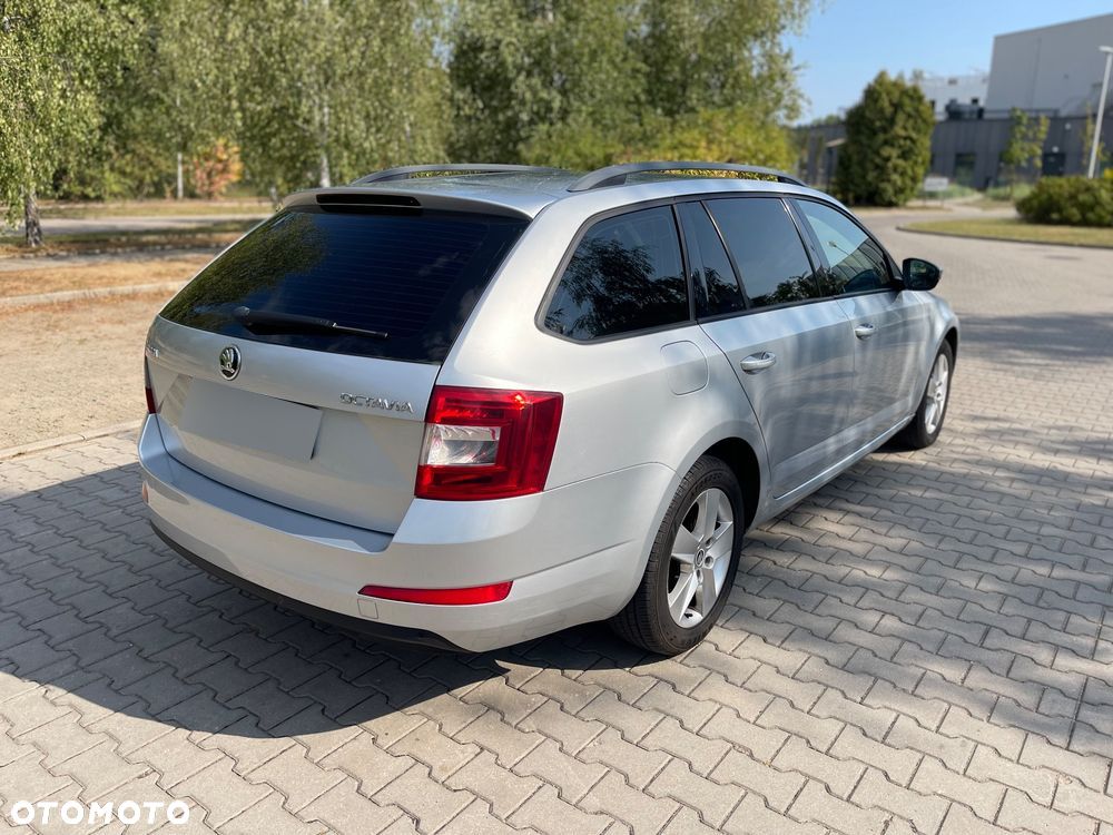 Skoda Octavia 2.0 TDI Ambition DSG - 21
