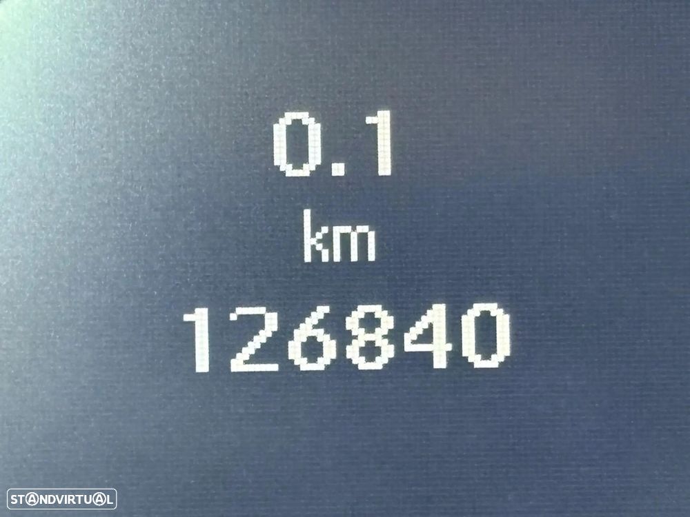 Mercedes-Benz E 350 CGi Avantgarde BlueEfficiency Auto - 9