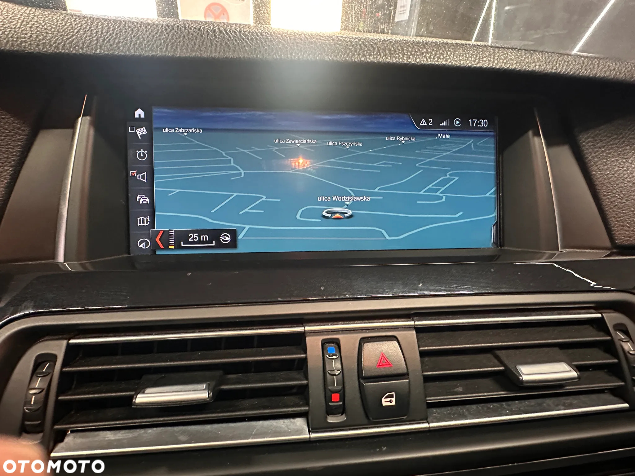 BMW Seria 5 518d Luxury Line - 26