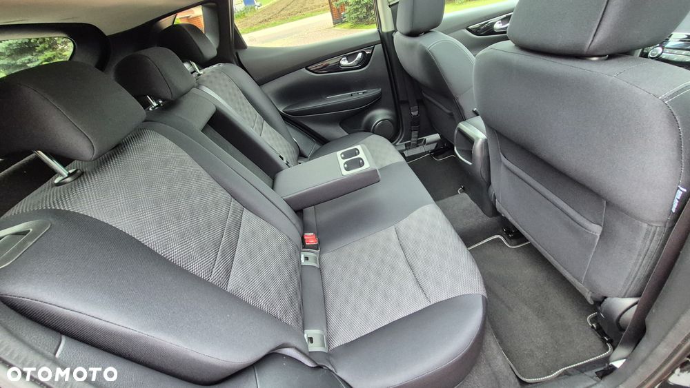 Nissan Qashqai 1.6 DIG-T N-Connecta - 11
