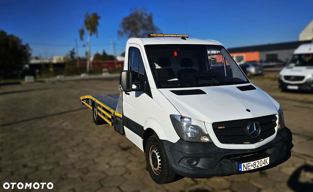 Mercedes-Benz Sprinter - 11