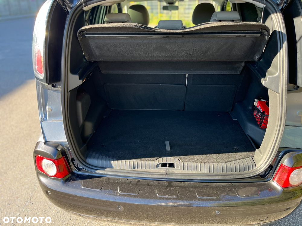 Citroën C3 Picasso 1.6 HDi Exclusive - 23