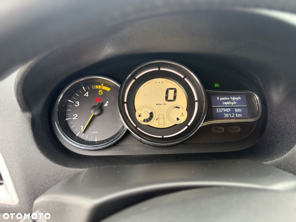 Renault Megane - 9