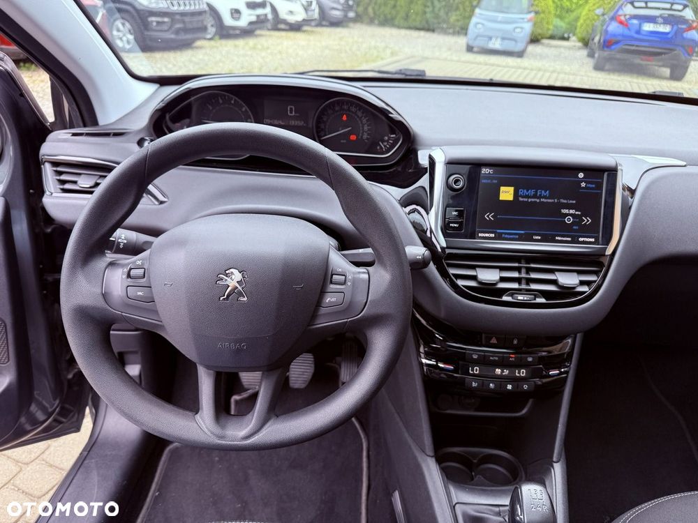 Peugeot 208 82 VTI Allure - 15