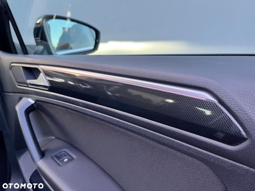 Volkswagen Tiguan 2.0 TDI SCR Elegance DSG - 27