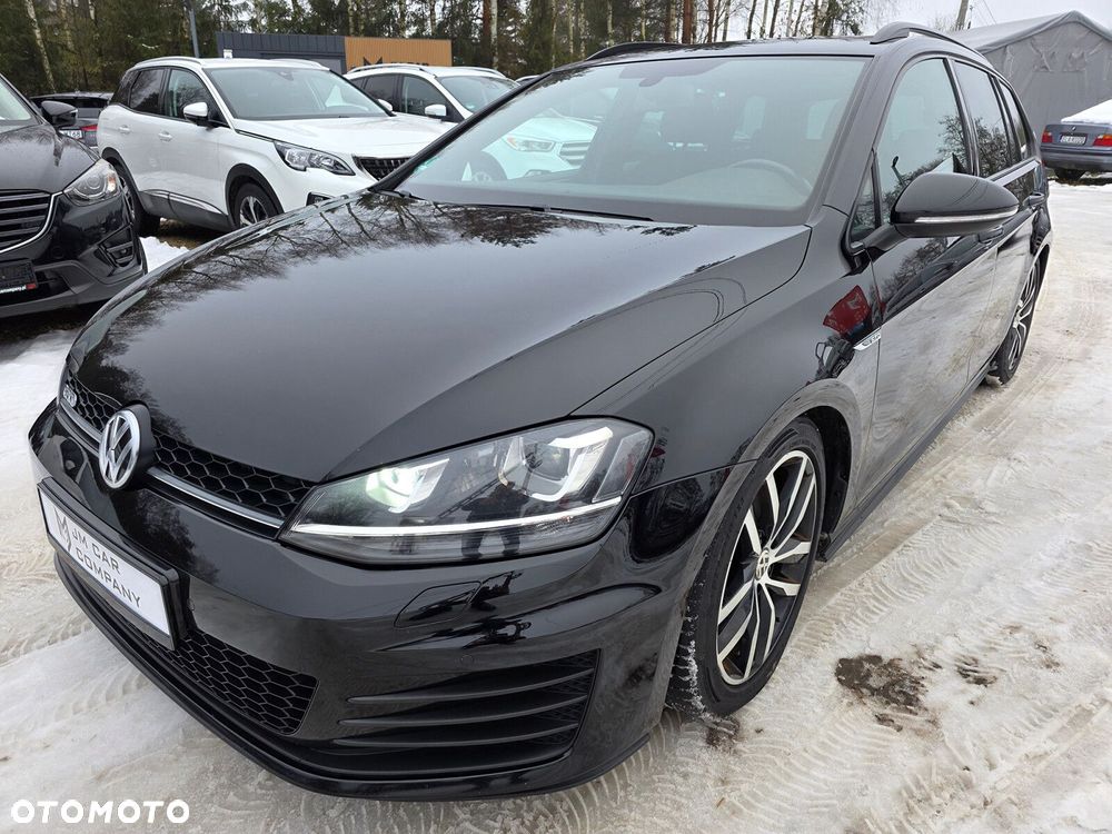 Volkswagen Golf - 23