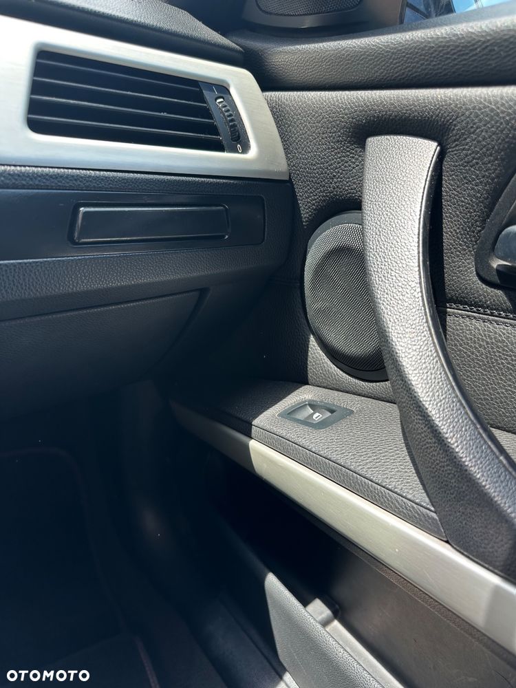 BMW Seria 3 330d - 9