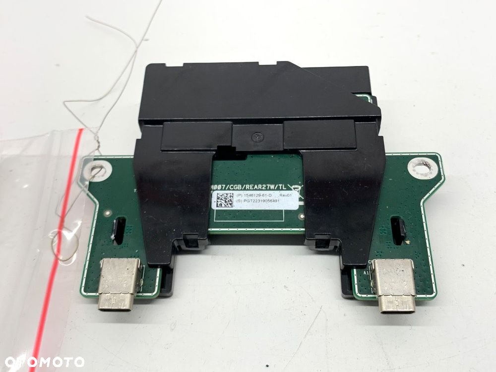 GNIAZDO USB  TESLA MODEL Y (5YJY) 2019 - 2022 EV 235 kW [320 KM] 1546129-00-D - 2