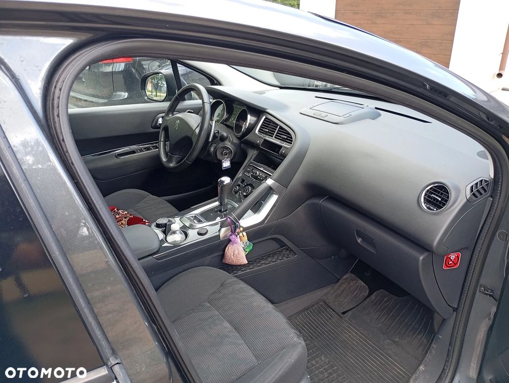 Peugeot 3008 e-HDi FAP 110 EGS6 Stop&Start Active - 6