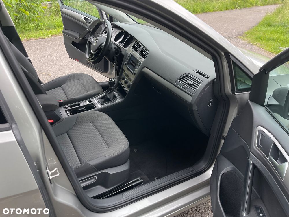 Volkswagen Golf 1.2 TSI BMT Trendline Perfectline - 14
