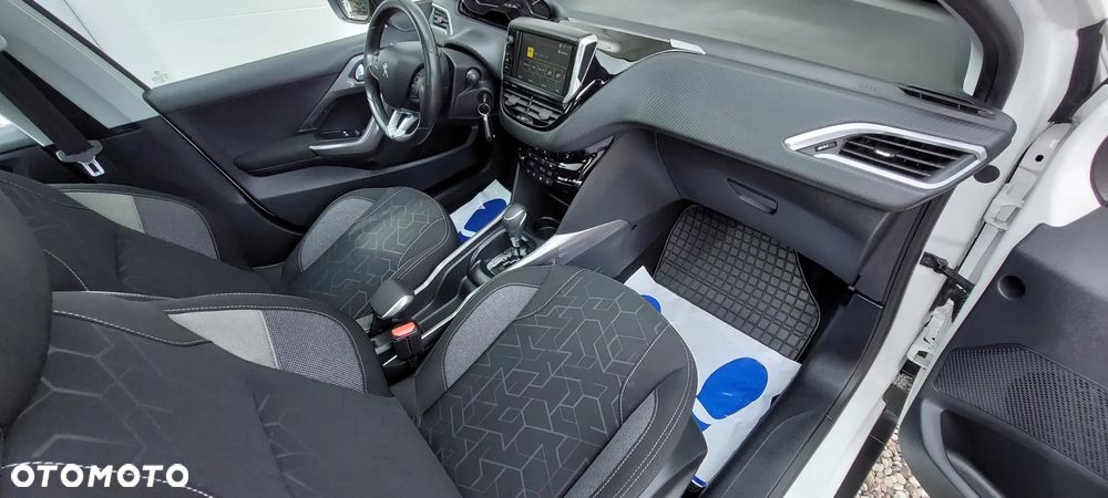 Peugeot 2008 PureTech 110 Stop&Start EAT6 Active - 30