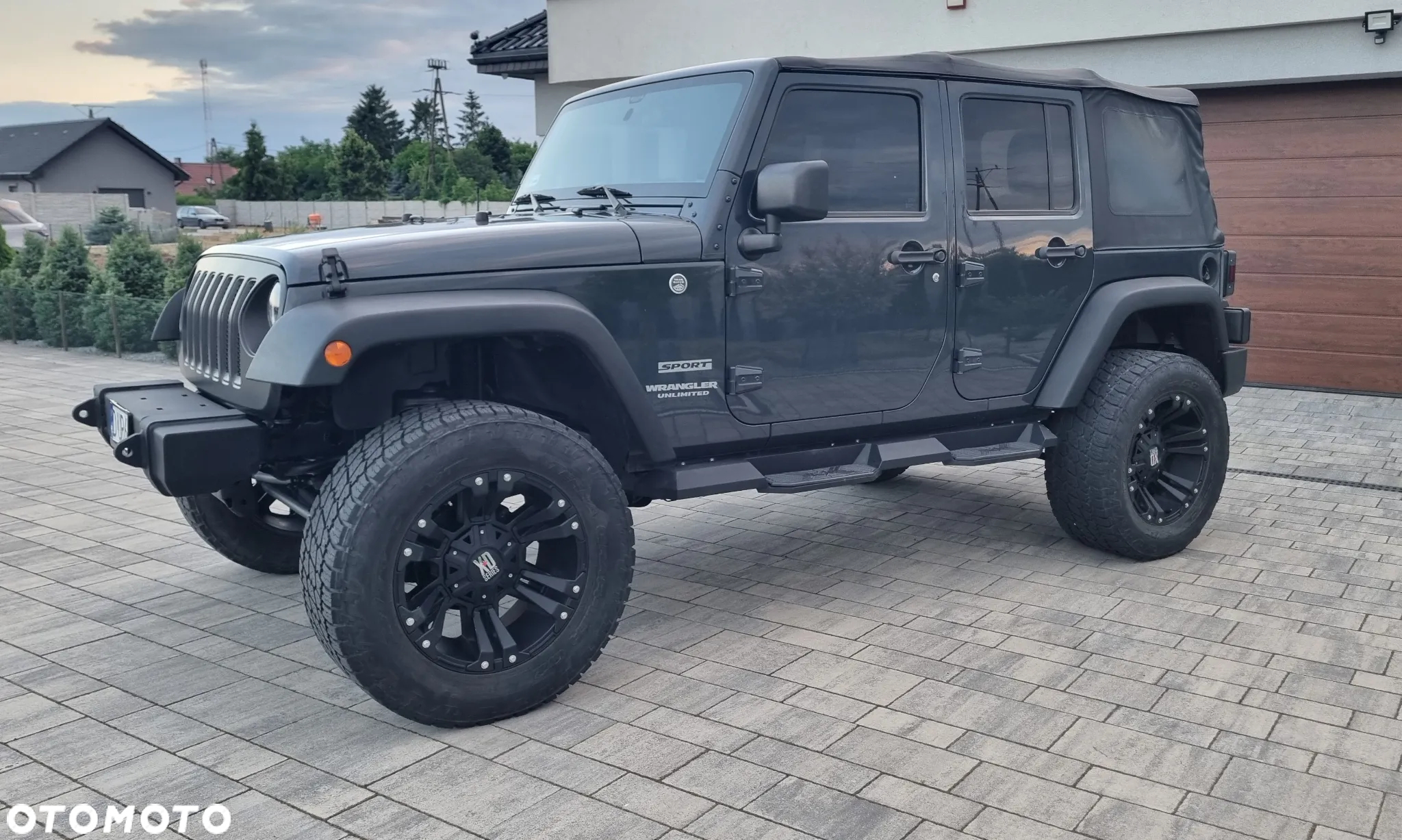 Jeep Wrangler - 10
