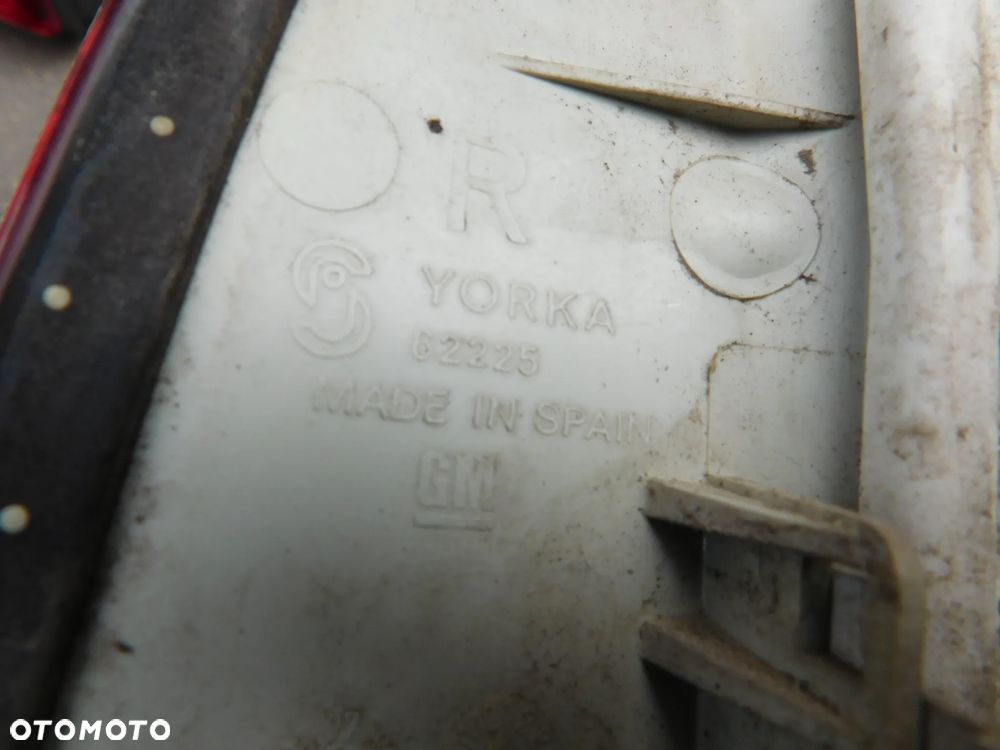 lampa lewa prawa tył OPEL ASTRA II sedan coupe cabrio CIEMNA - 15