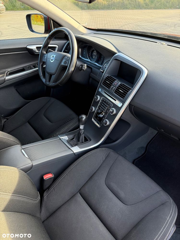 Volvo XC 60 D4 AWD Kinetic - 12