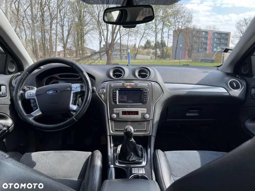 Ford Mondeo 2.0 Titanium - 16