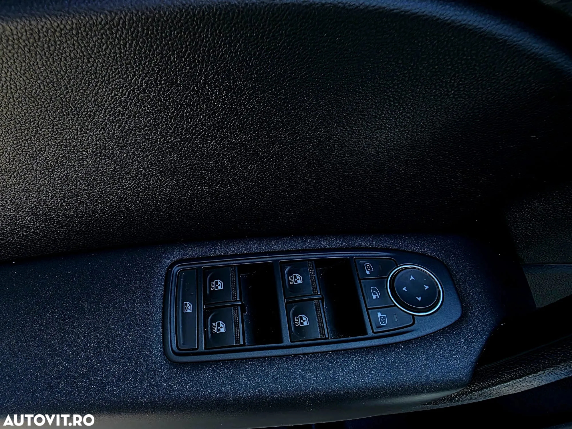 Renault Captur TCe 100 Zen - 15
