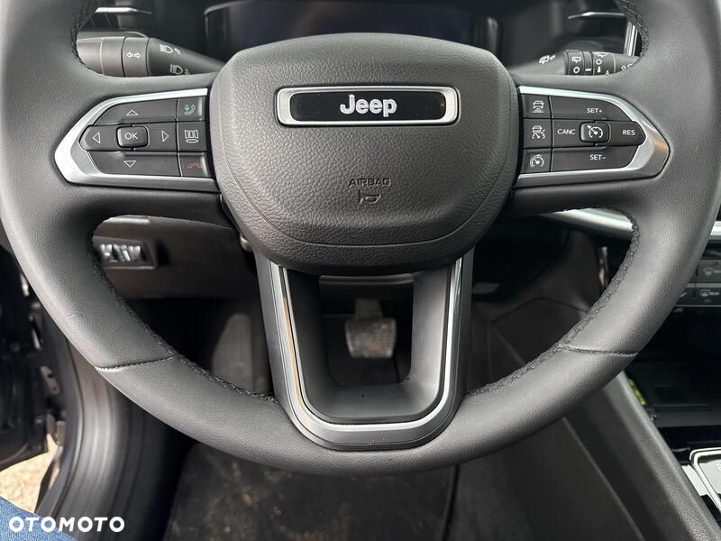 Jeep Compass - 13