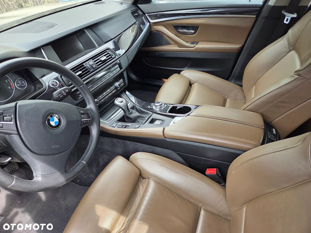BMW Seria 5 520d - 10