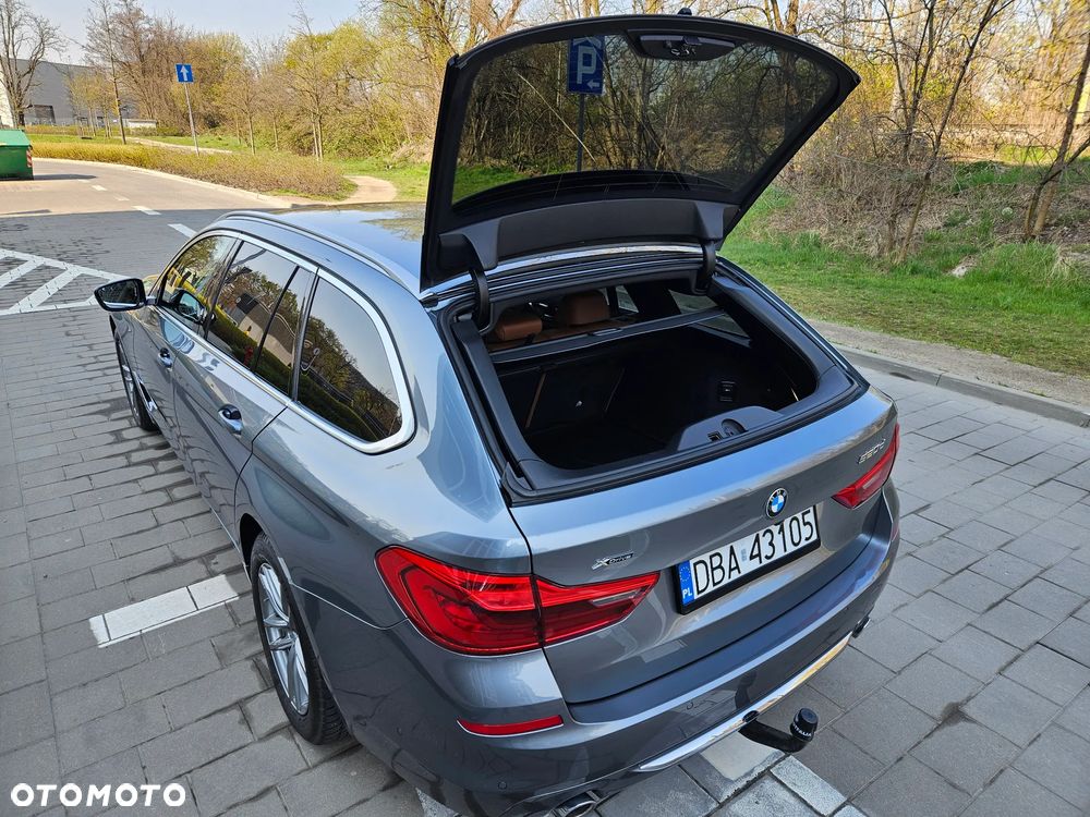 BMW Seria 5 520d xDrive Luxury Line - 14
