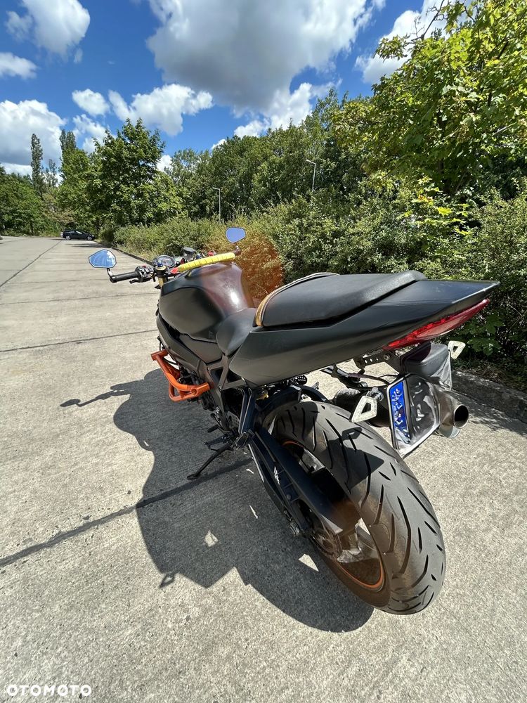 Suzuki GSX-R - 5