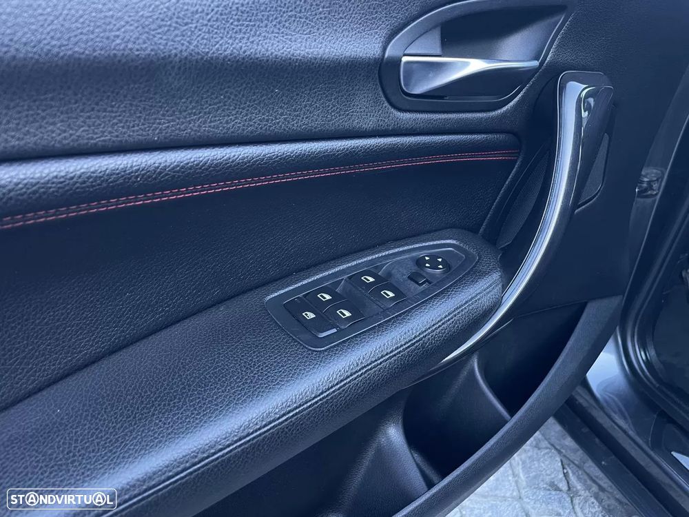 BMW 116 d EDynamics Line Urban - 37