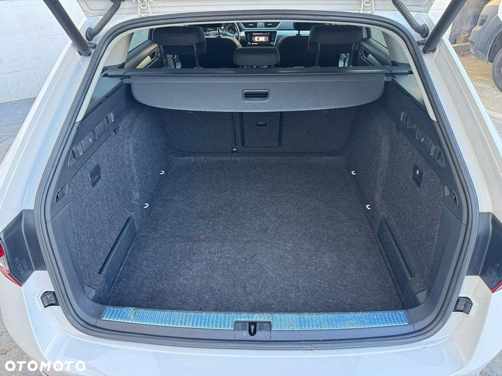 Skoda Superb - 23