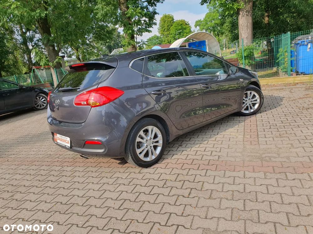 Kia Ceed 1.6 GDI XL - 22