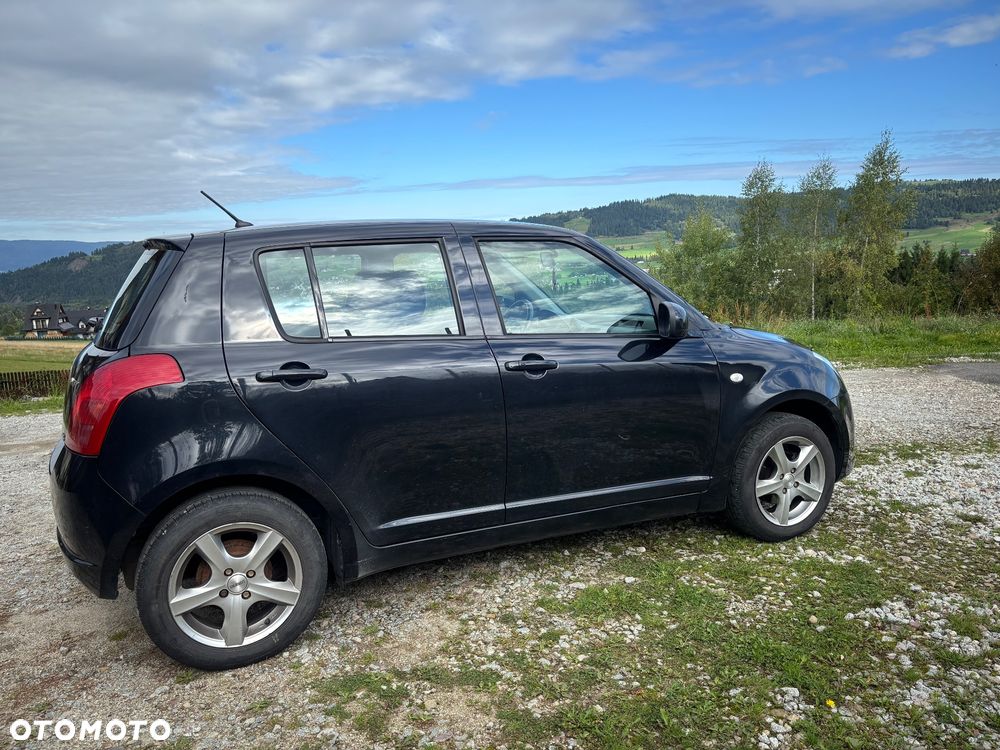 Suzuki Swift 1.3 4x4 Comfort - 9