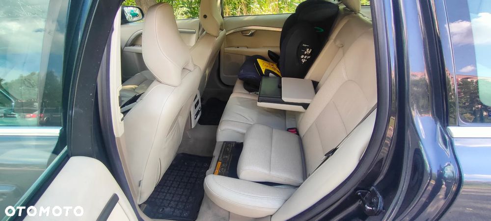 Volvo V70 2.4D Summum - 18