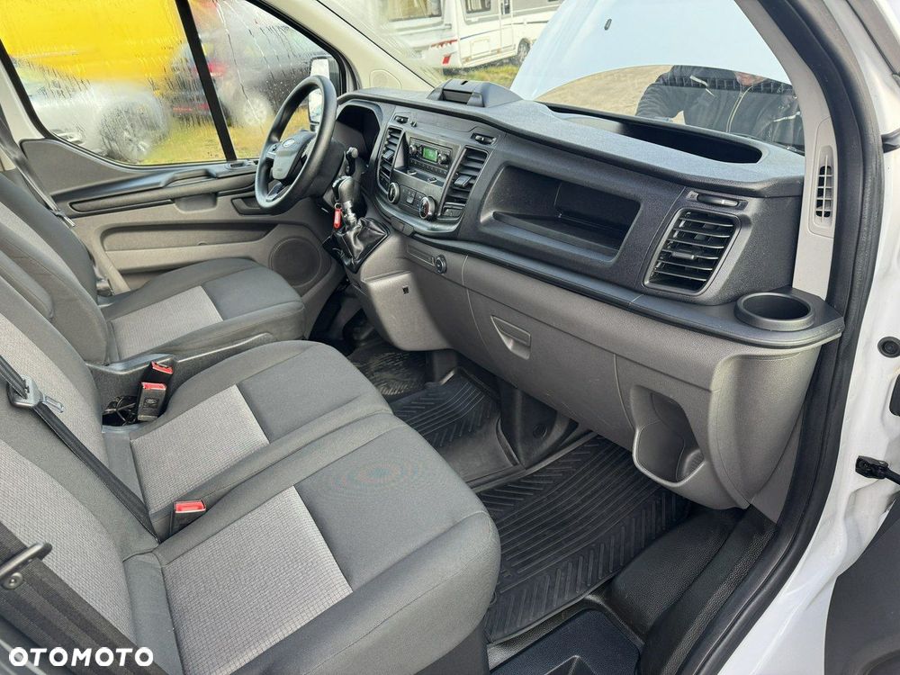 Ford Transit Custom - 10