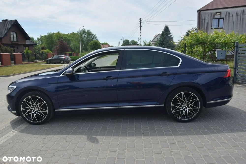 Volkswagen Passat - 18