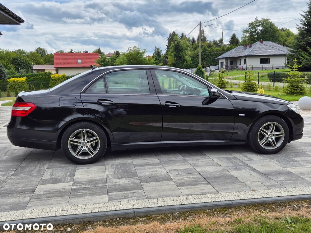 Mercedes-Benz Klasa E - 9