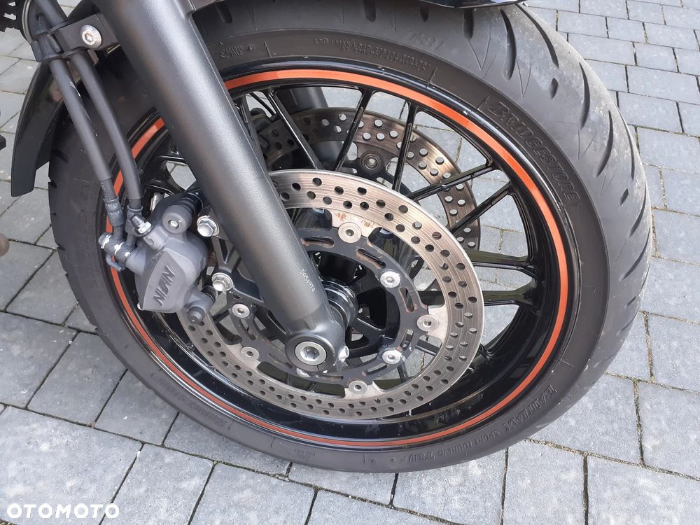 Kawasaki Z 650 RS - 39