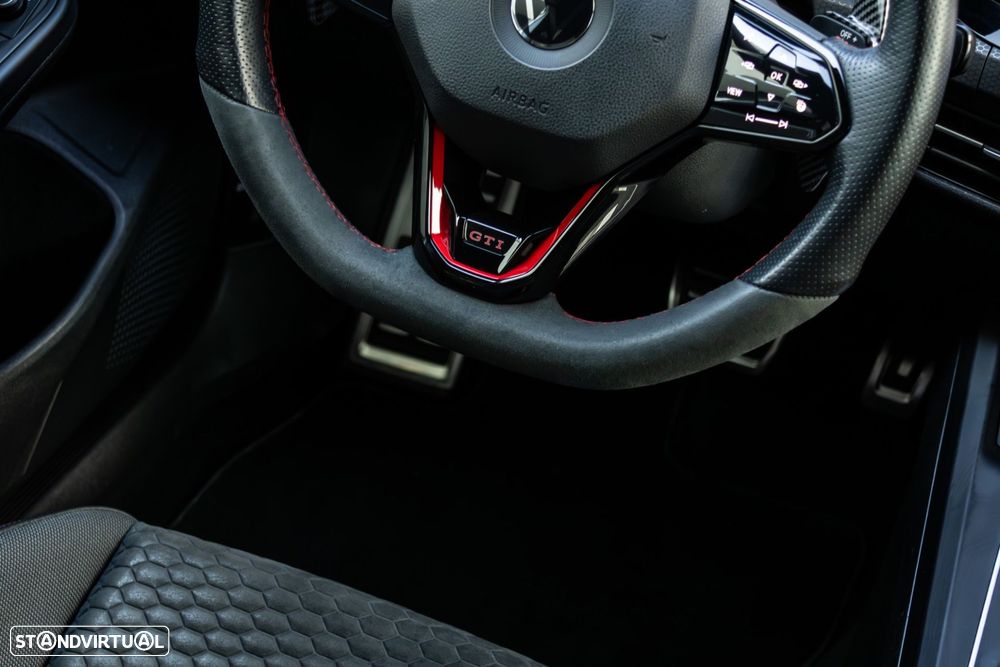 VW Golf 2.0 TSI GTI Clubsport DSG - 23