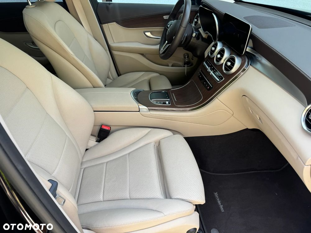 Mercedes-Benz GLC 200 d 4-Matic Business Edition - 11