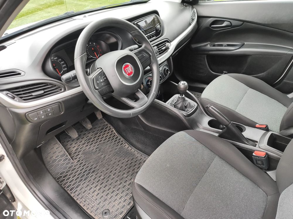 Fiat Tipo 1.4 16v Pop - 12