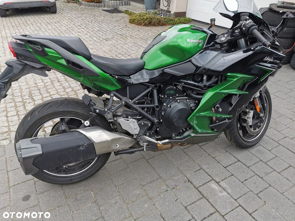 Kawasaki Ninja H2 SX - 8