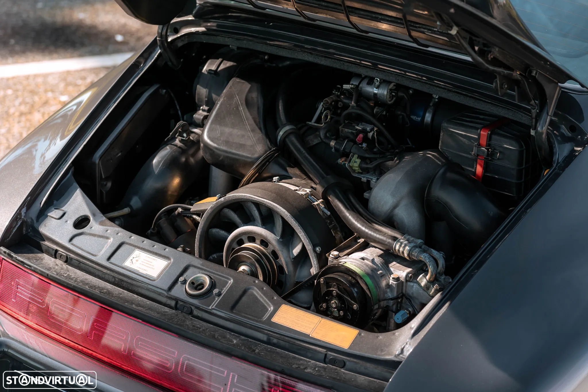 Porsche 911 (964) Coupé 3.6 Carrera 4 - 14