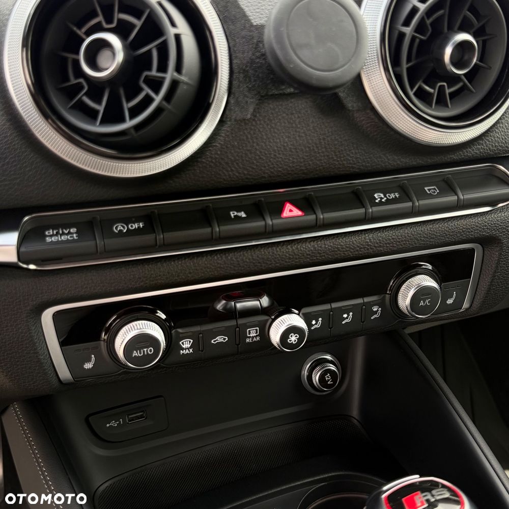 Audi RS3 Sportback - 21